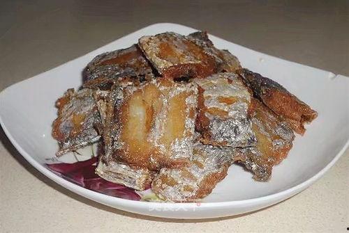 油炸带鱼视频,家常油炸带鱼制作教程